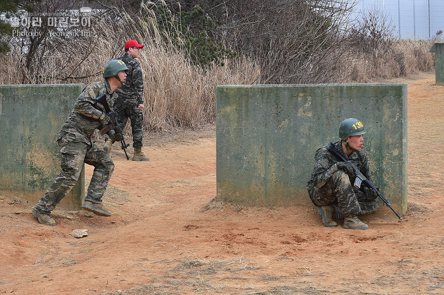 신병1301기_극기주_각개전투_2278.jpg