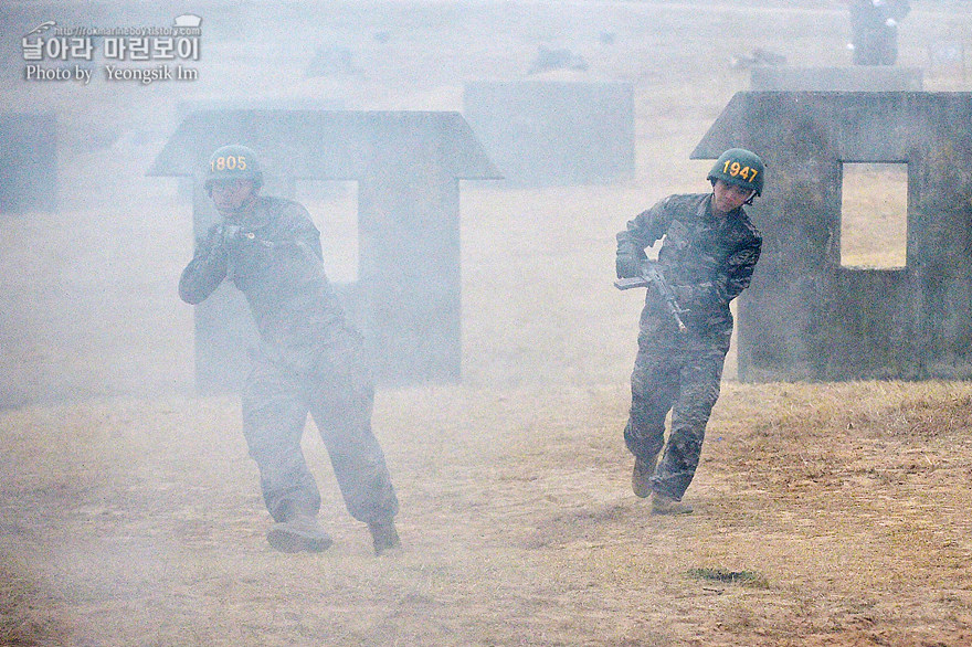 신병1301기_극기주_각개전투_2384.jpg