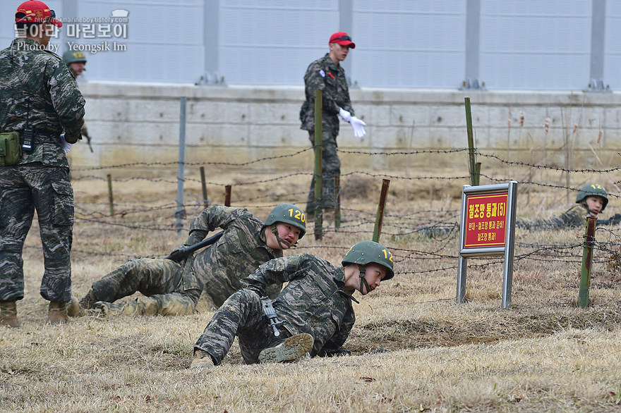 신병1301기_극기주_각개전투_2257.jpg