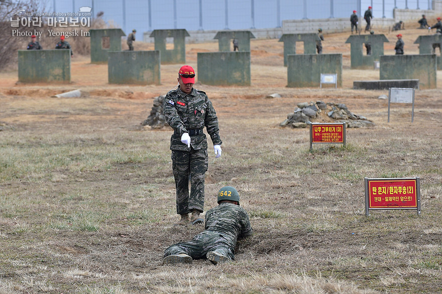 신병1301기_극기주_각개전투_2452.jpg