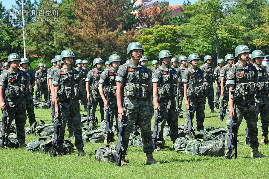 신병1297기_빨간명찰수여식_6550.jpg