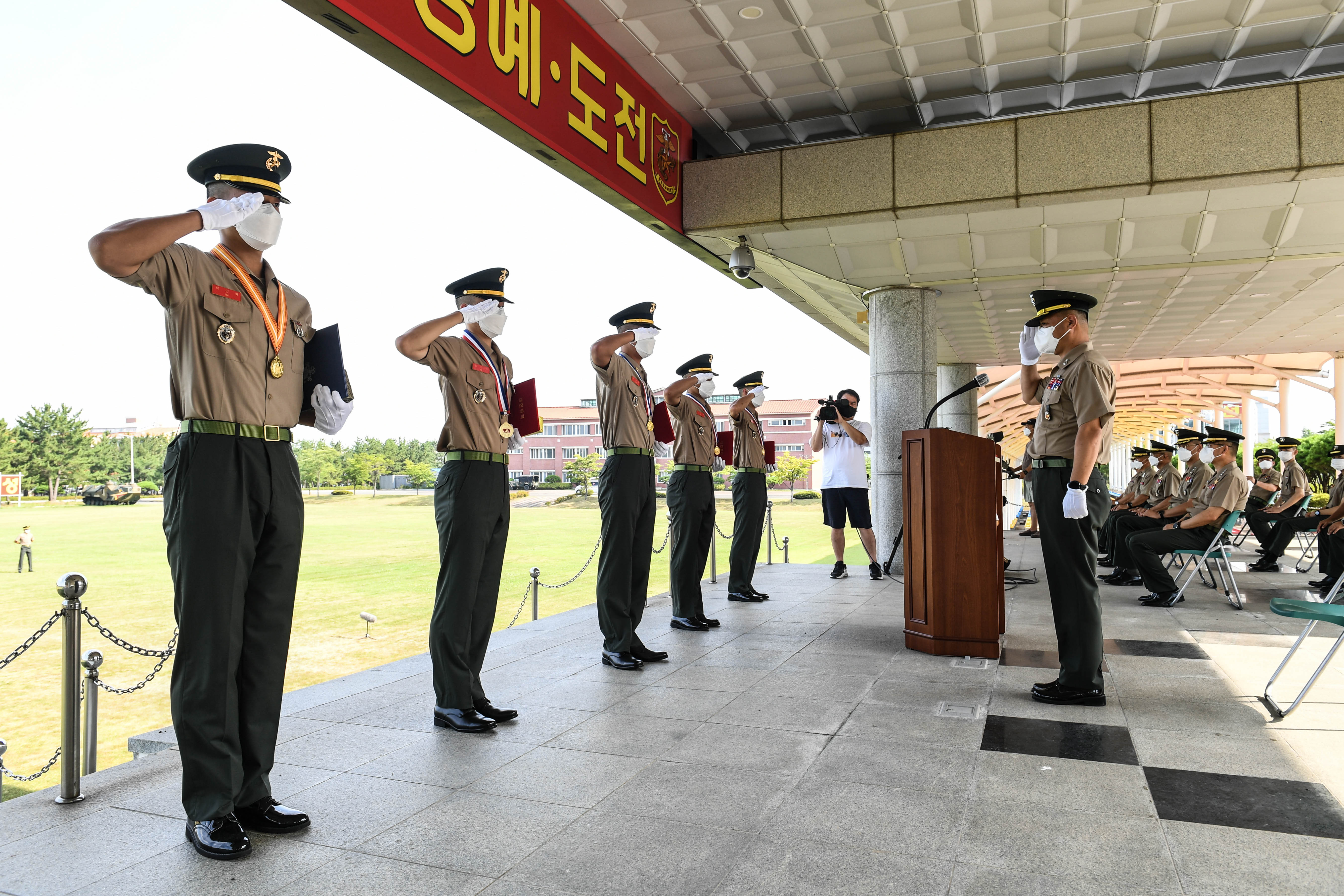 해병대부사관 390기 임관 15.jpg