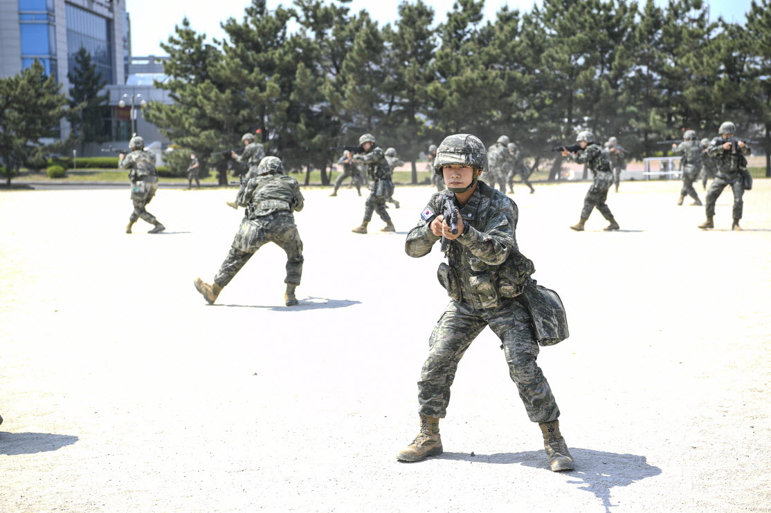 해병대 사관후보생 132기 교육사열 26.jpg