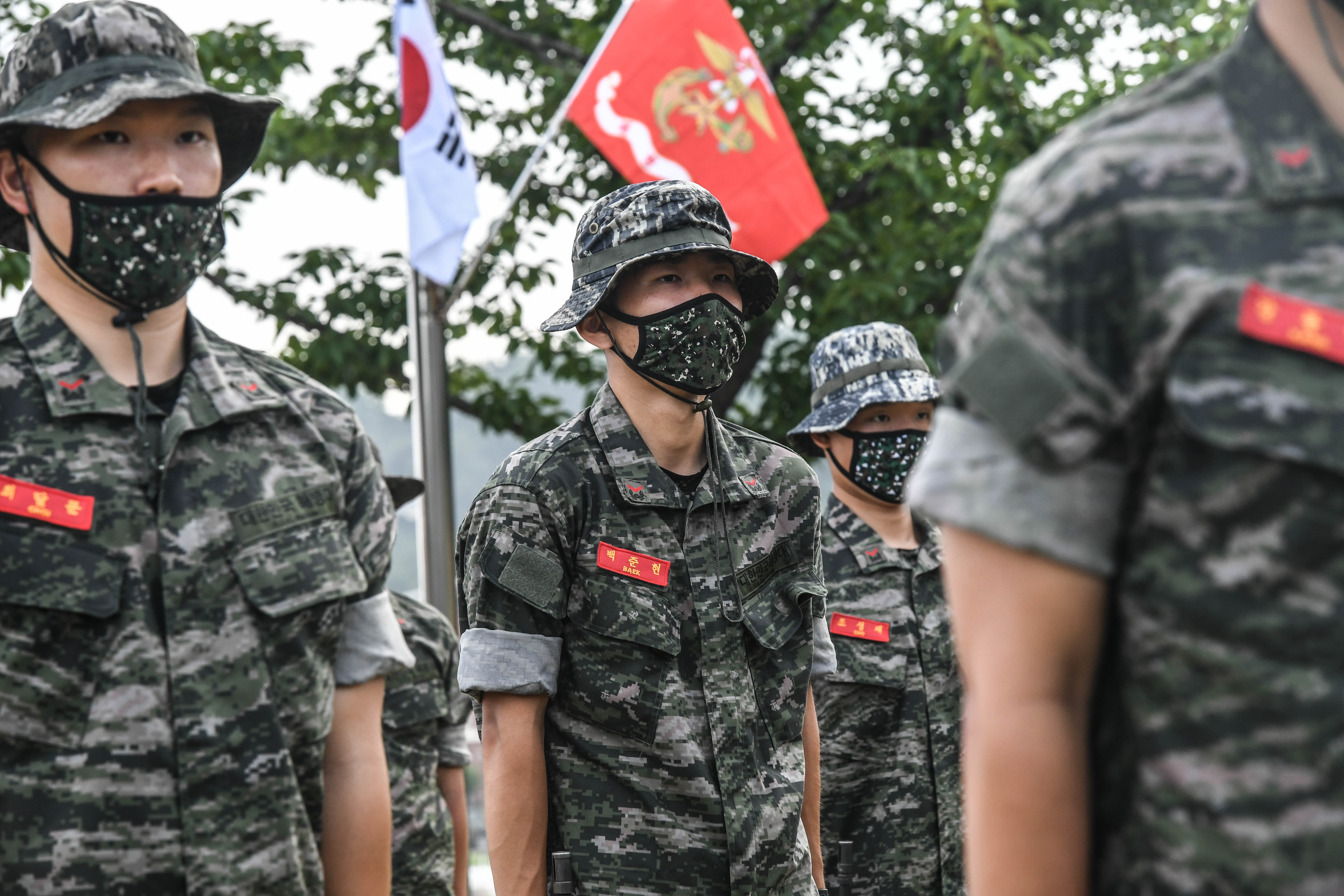 해병대 부사관후보생 390기 빨간명찰수여식 29.jpg