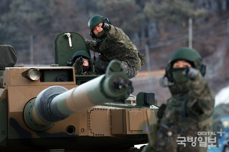 육군8기동사단 백호대대 혹한기 결전태세 확립 전투사격  6.jpg