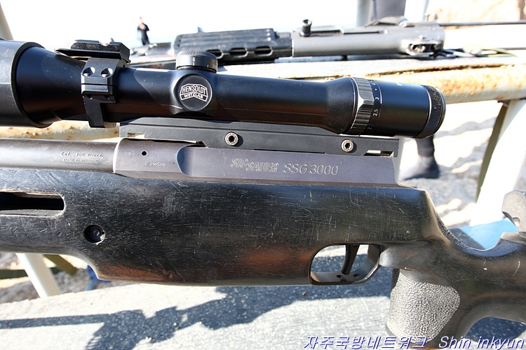 1252860495-20.jpg