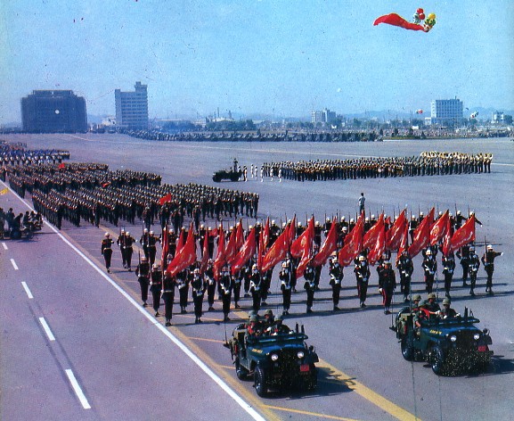 hbcom_1001_02.jpg