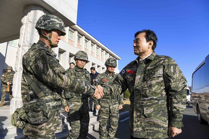 해병대1사단_국방부장관.jpg