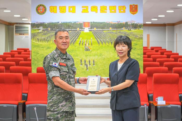 해병대교훈단, 영천호국원과 협약.jpg