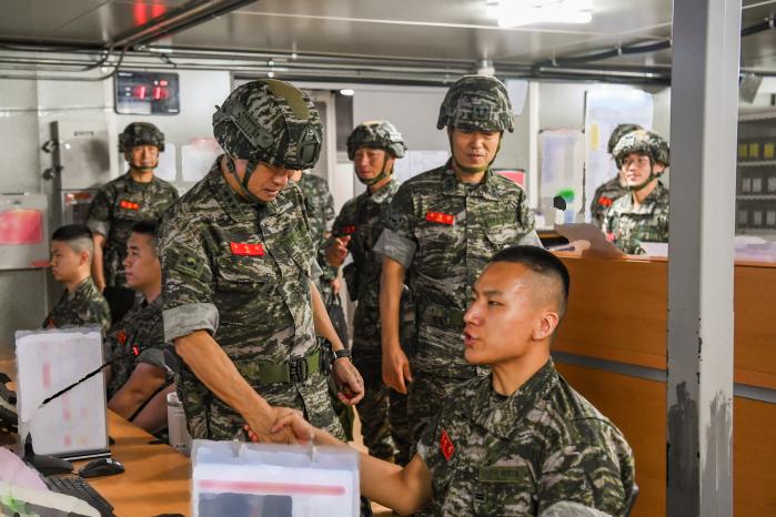 주일석 해병대사령관, 해병대2사단 및 전방 경계작전부대 작전대비태세 점검.jpg