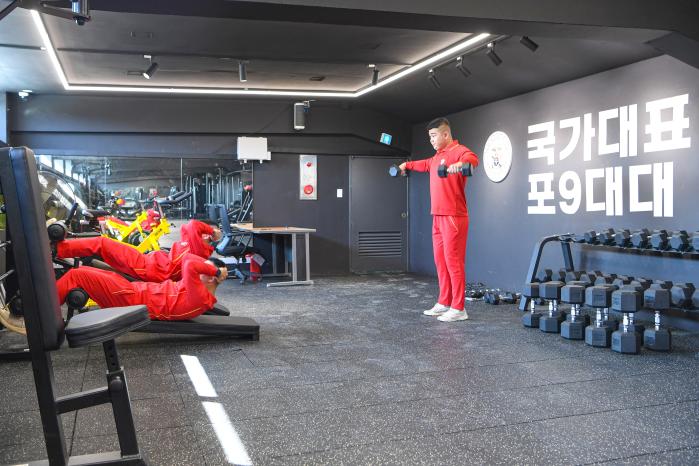 해병대 연평부대, 이재명대통령 방문시 장병 간담회에서 약속한 체력단련시설 개선 결실.jpg