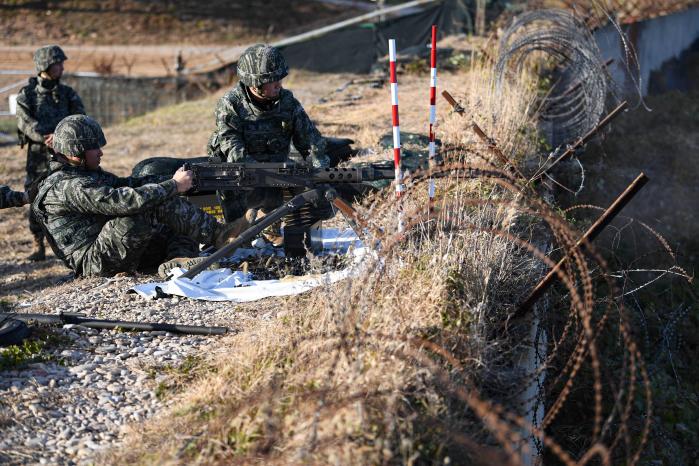 해병대 연평부대, 통합 대공사격 훈련.jpg