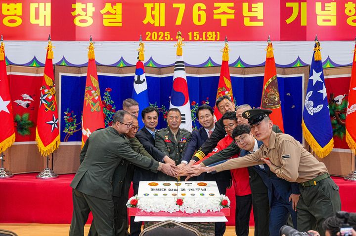 해병대창설76주년 6.jpg