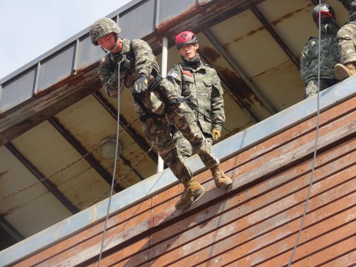 중대급 산악전.jpg