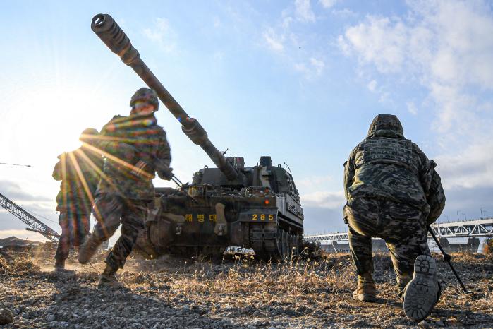 해병대2사단 포병여단 대대급 야외전술훈련.jpg