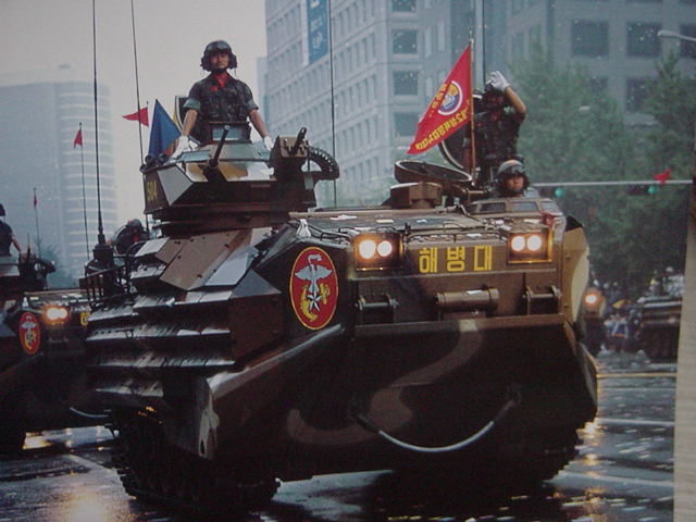 hbcom_lvt06.jpg