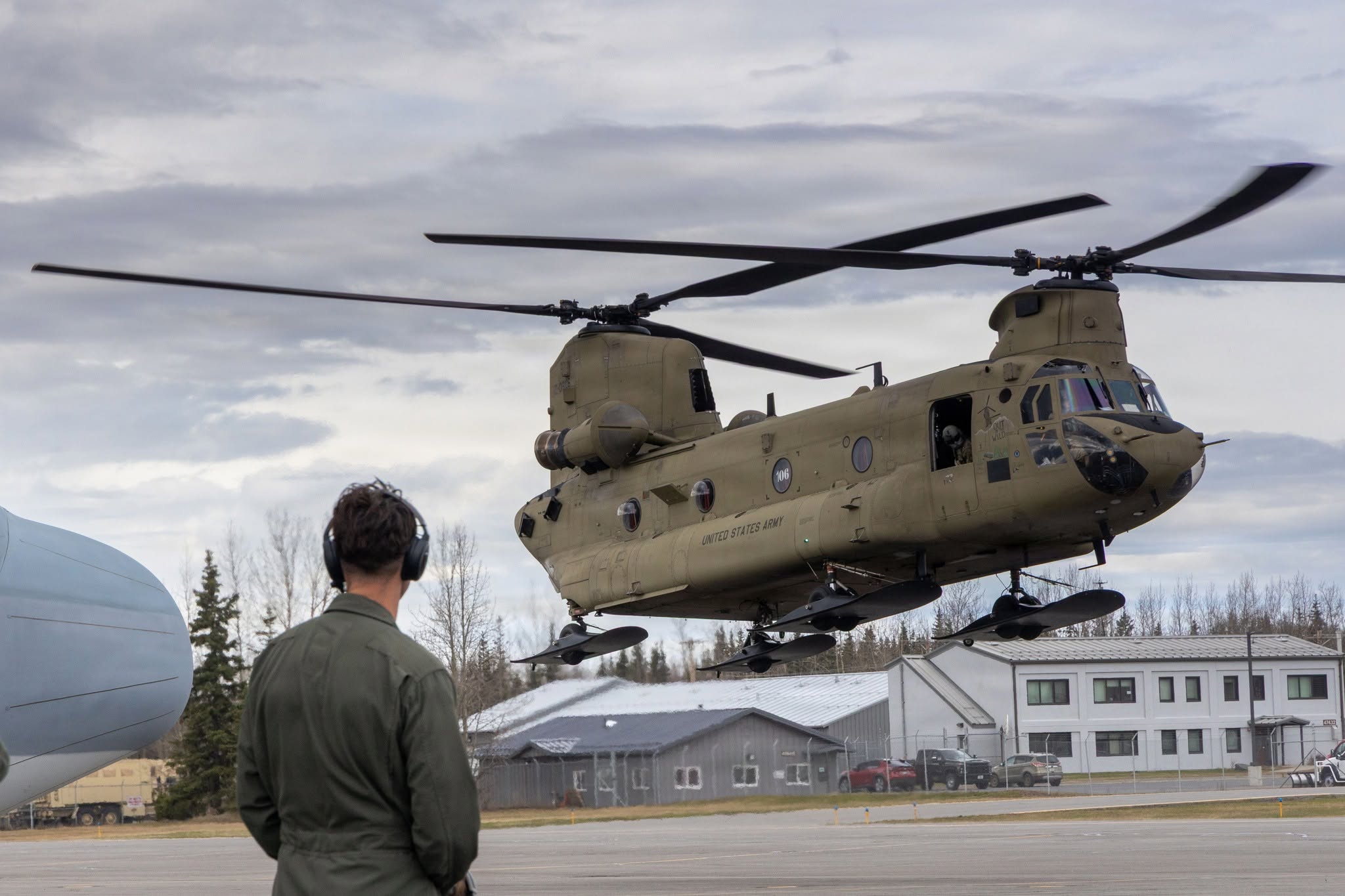 U.S. Marines with Marine Aerial Refueler Transport Squadron 152 and U.S. #Soldiers train together during exercise Kodiak Ma.jpg