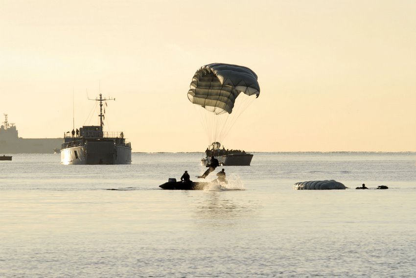 commandohubertecumeternuw2.jpg