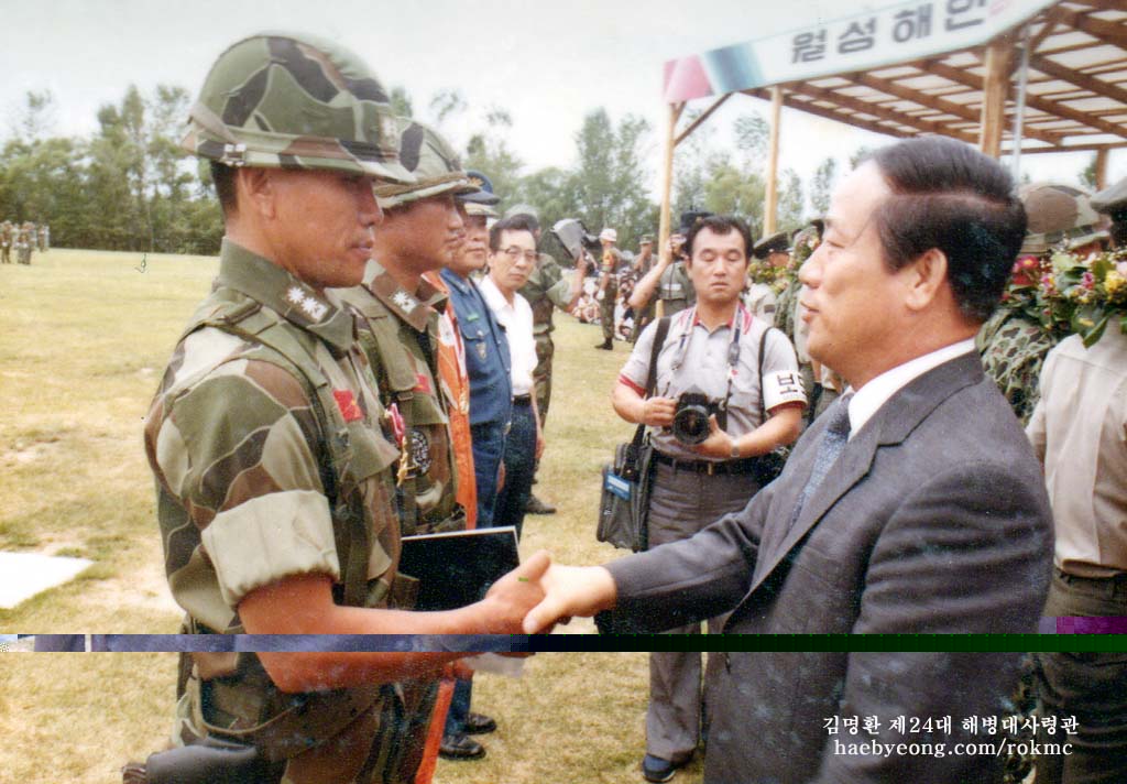 rokmc24_70.jpg