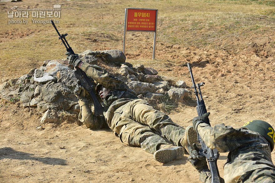 신병1315기_2교육대_각개전투_0449.jpg