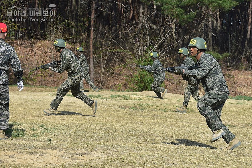 신병1315기_2교육대_각개전투_0417.jpg