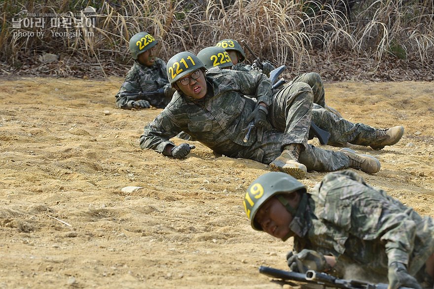 신병1315기_2교육대_각개전투_0205.jpg