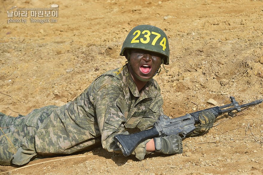 신병1315기_2교육대_각개전투_0249.jpg