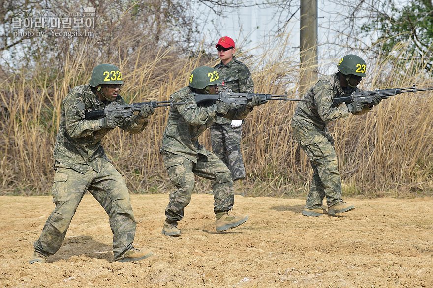 신병1315기_2교육대_각개전투_0283.jpg