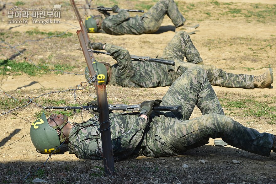 신병1315기_2교육대_각개전투_0409.jpg