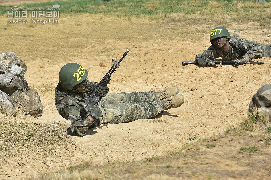 신병1315기_2교육대_각개전투_0485.jpg