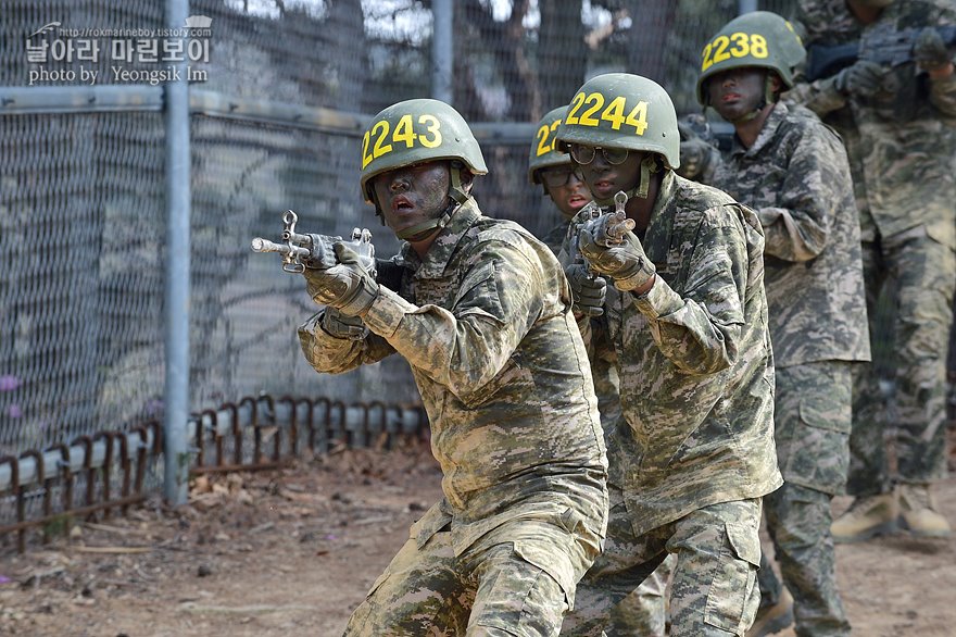 신병1315기_2교육대_각개전투_0199.jpg