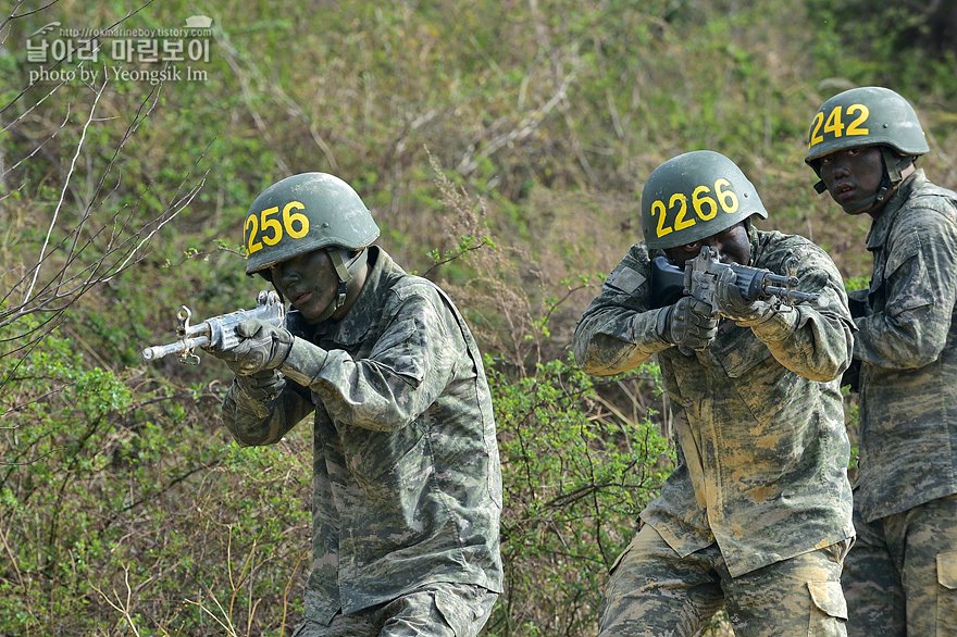 신병1315기_2교육대_각개전투_0180.jpg