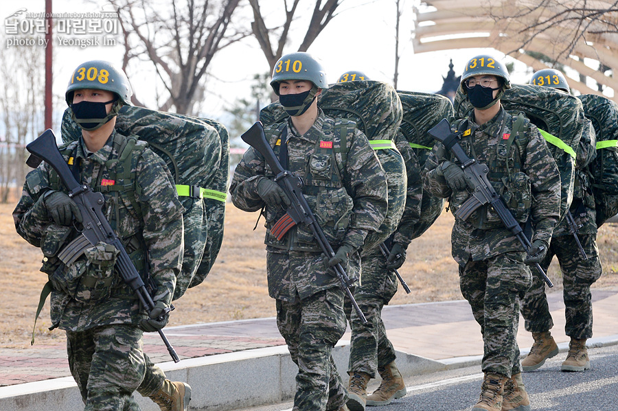 신병1287기1교육대빨간명찰_3099.jpg