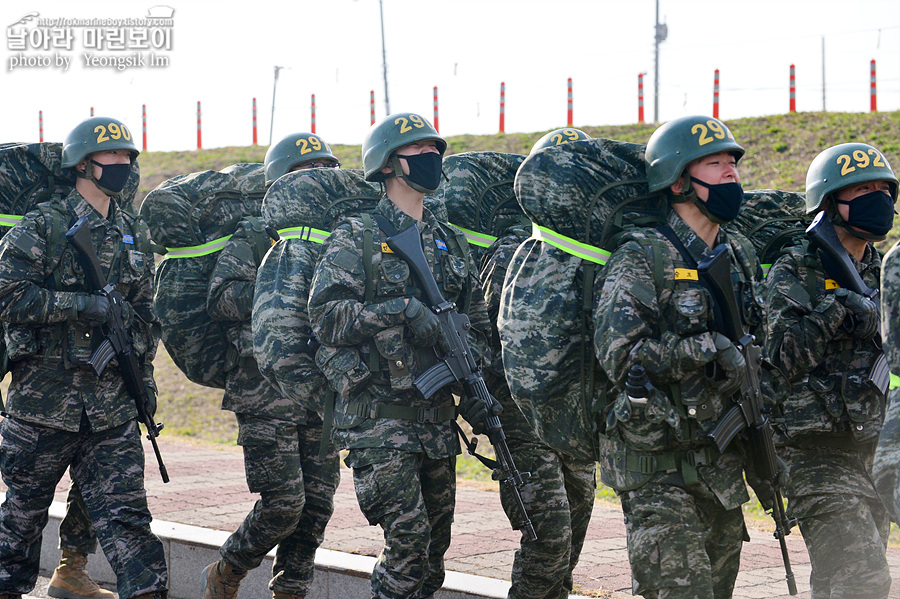 신병1287기1교육대빨간명찰_3198.jpg