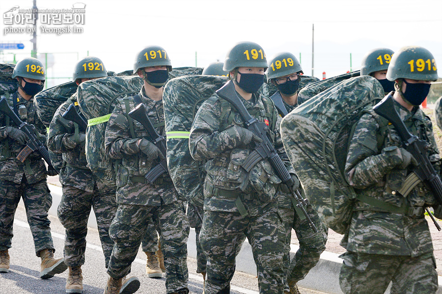 신병1287기1교육대빨간명찰_3128.jpg