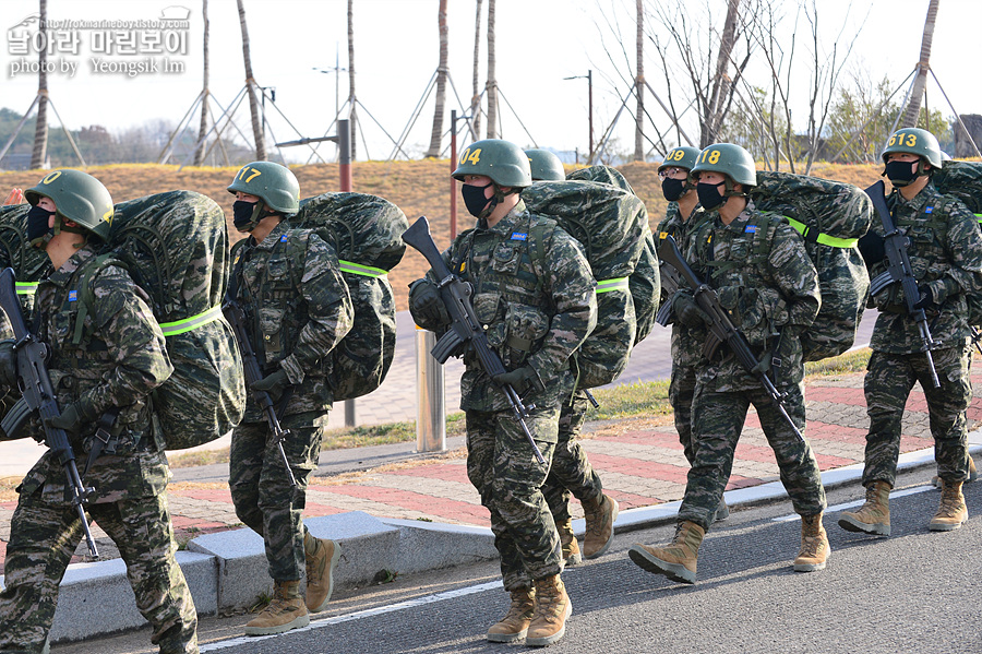 신병1287기1교육대빨간명찰_3183.jpg