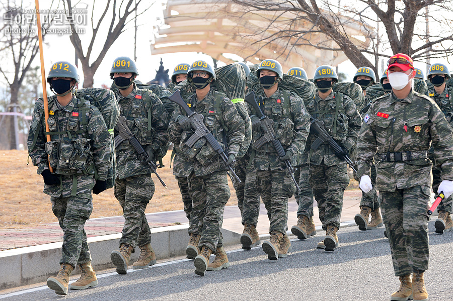 신병1287기1교육대빨간명찰_3118.jpg