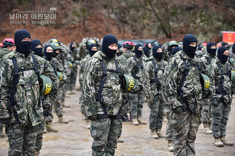 신병1313기_2교육대_극기주_산악_4339.jpg