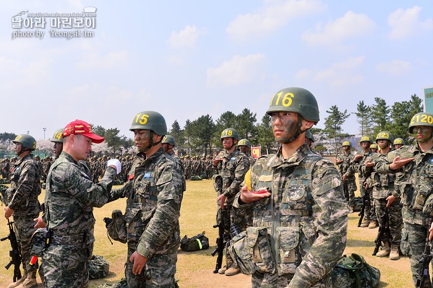신병1315기_빨간명찰수여식_1056.jpg