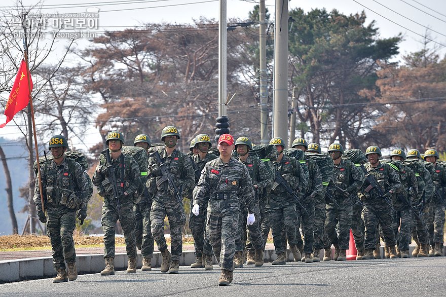 신병1315기_빨간명찰수여식_0864.jpg