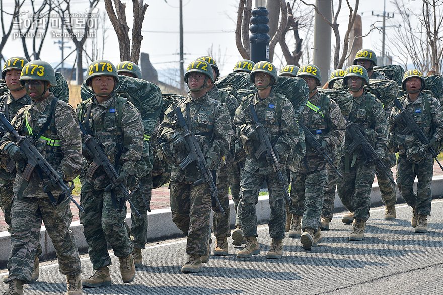 신병1315기_빨간명찰수여식_0937.jpg