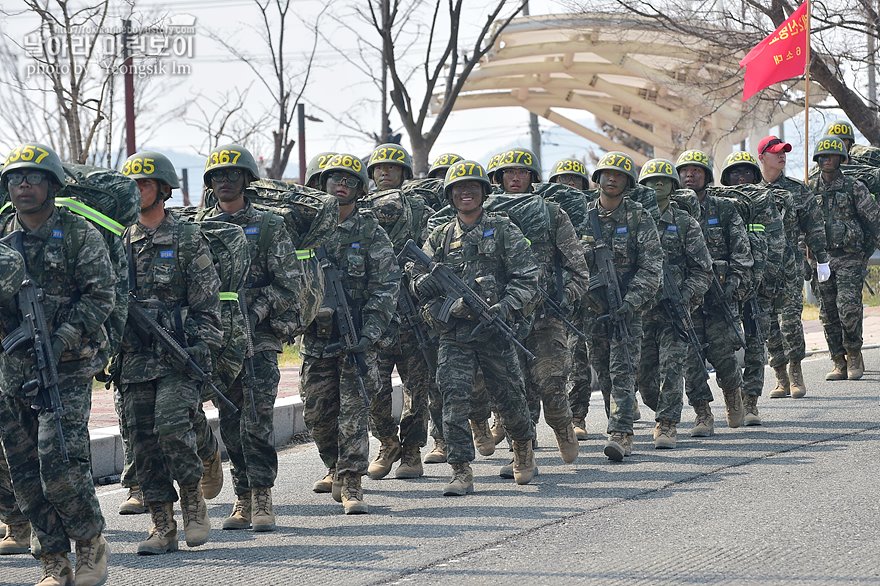 신병1315기_빨간명찰수여식_0942.jpg