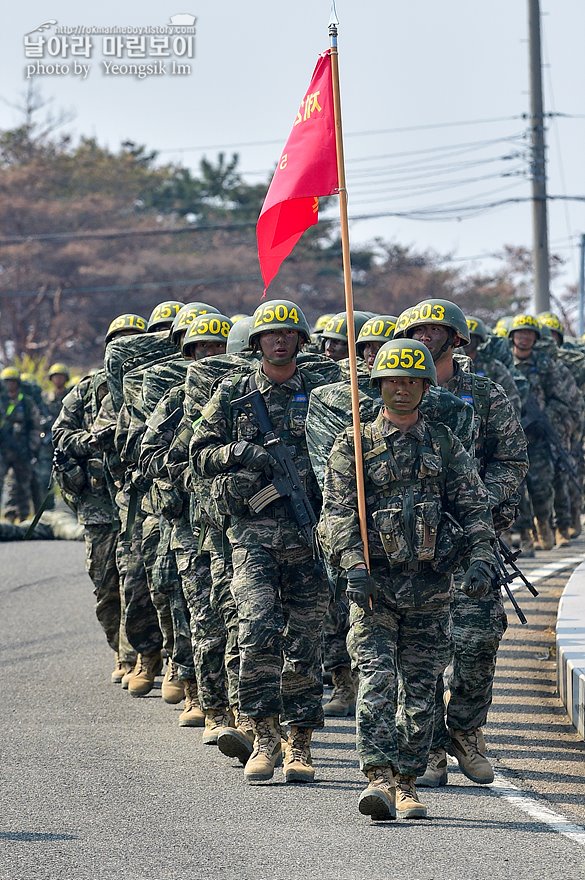 신병1315기_빨간명찰수여식_0936.jpg