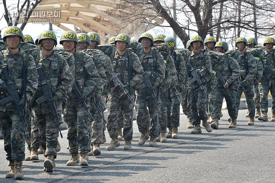 신병1315기_빨간명찰수여식_0950.jpg