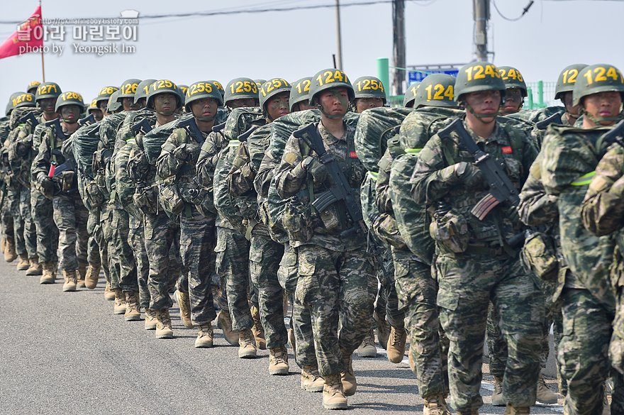 신병1315기_빨간명찰수여식_0862.jpg