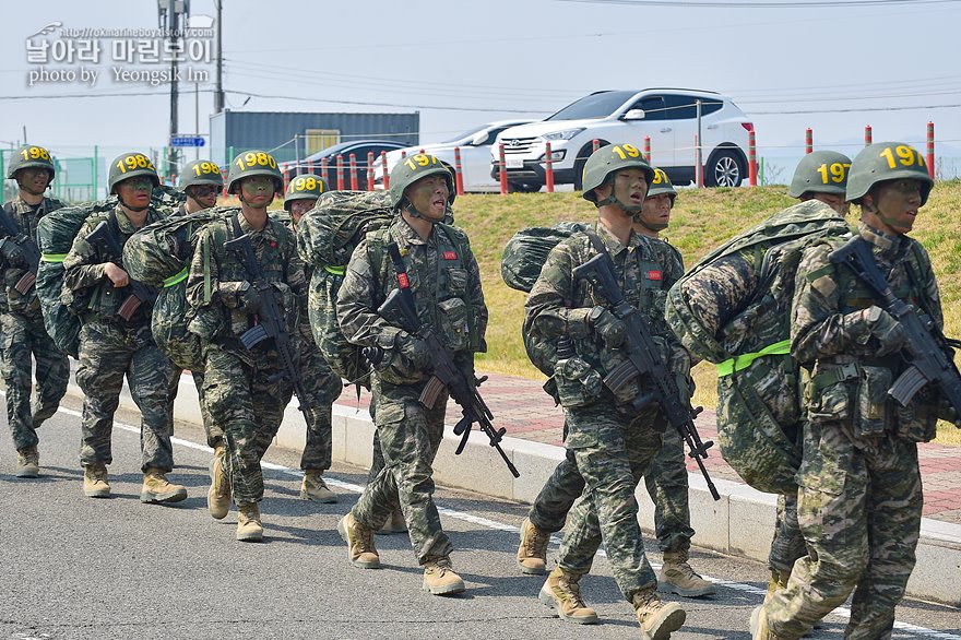 신병1315기_빨간명찰수여식_0909.jpg