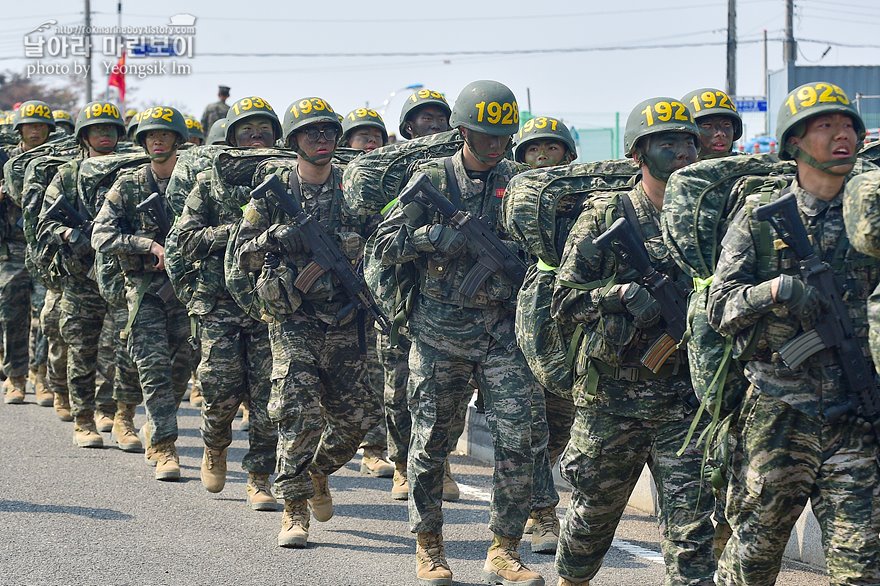신병1315기_빨간명찰수여식_0895.jpg