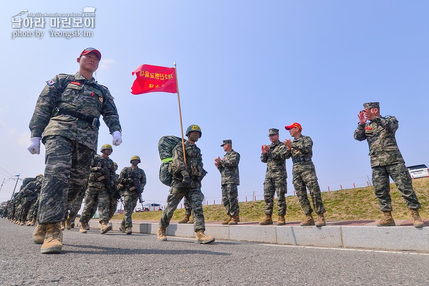 신병1315기_빨간명찰수여식_0943.jpg