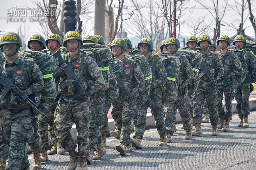 신병1315기_빨간명찰수여식_0886.jpg