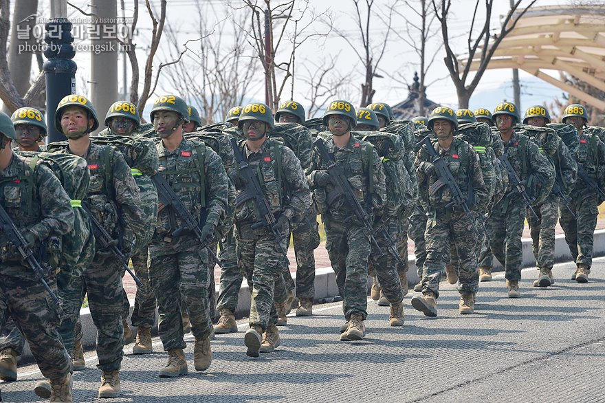 신병1315기_빨간명찰수여식_0903.jpg